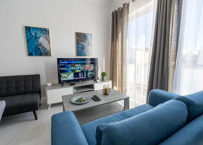 Sliema A25 - 5 Mins Walk To Valletta Ferry - Shopping Mall And Bay By Quicktrips