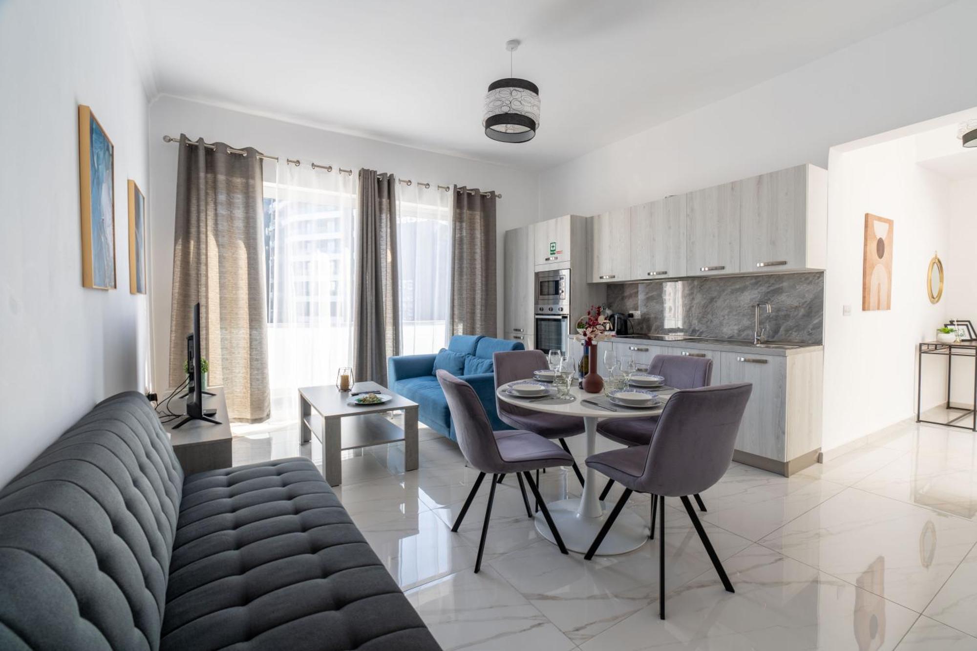 A25 - 5 Mins Walk To Valletta Ferry - Shopping Mall And Bay By Quicktrips Apartment *