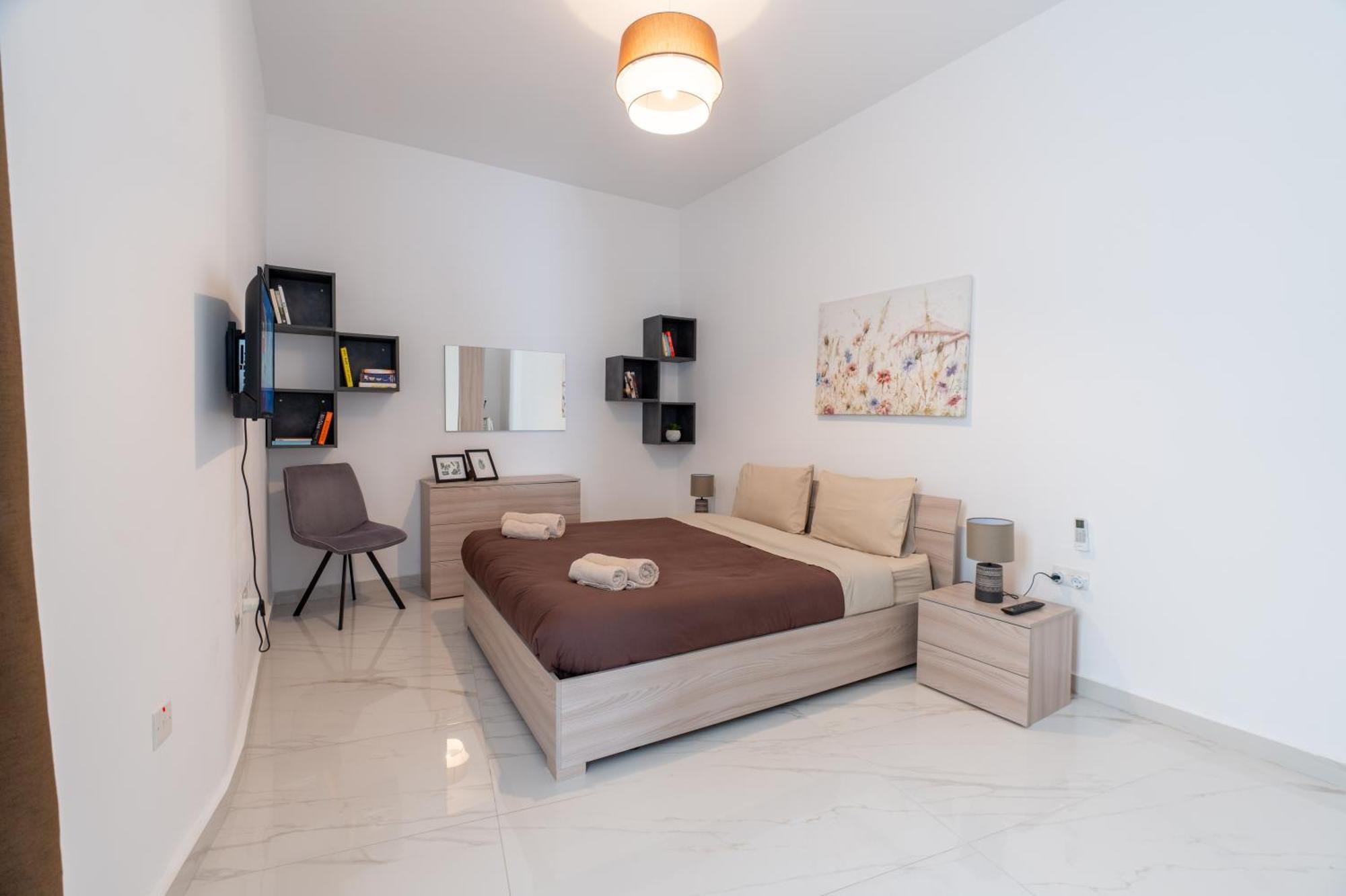 A25 - 5 Mins Walk To Valletta Ferry - Shopping Mall And Bay By Quicktrips